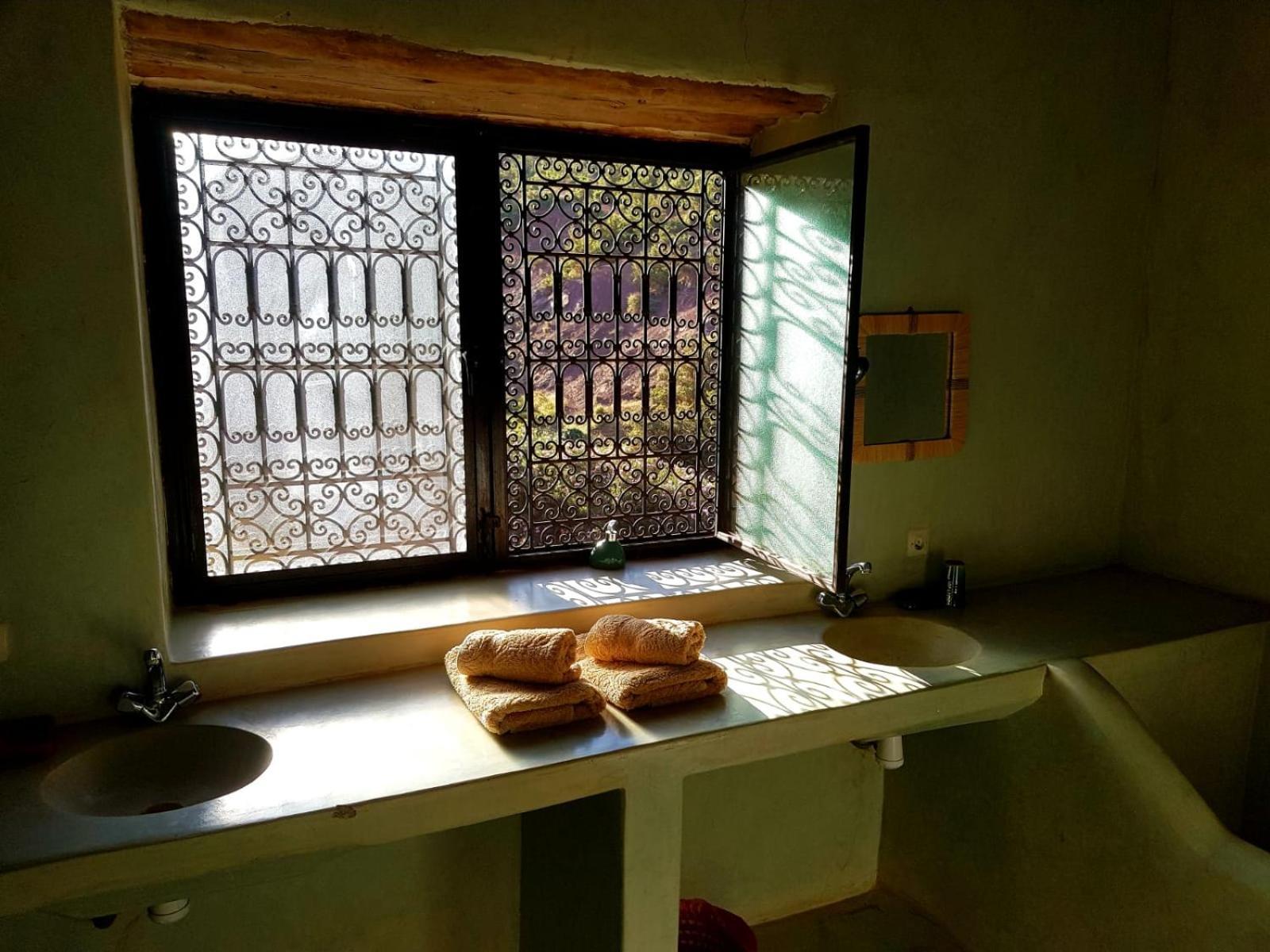 Ourika Timalizene Le Jardin Des Delices Hotel Tamezindert Ngoại thất bức ảnh